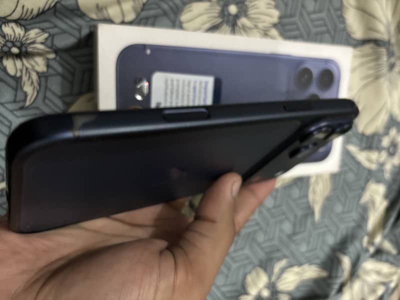 iPhone 17 Pro Max 3