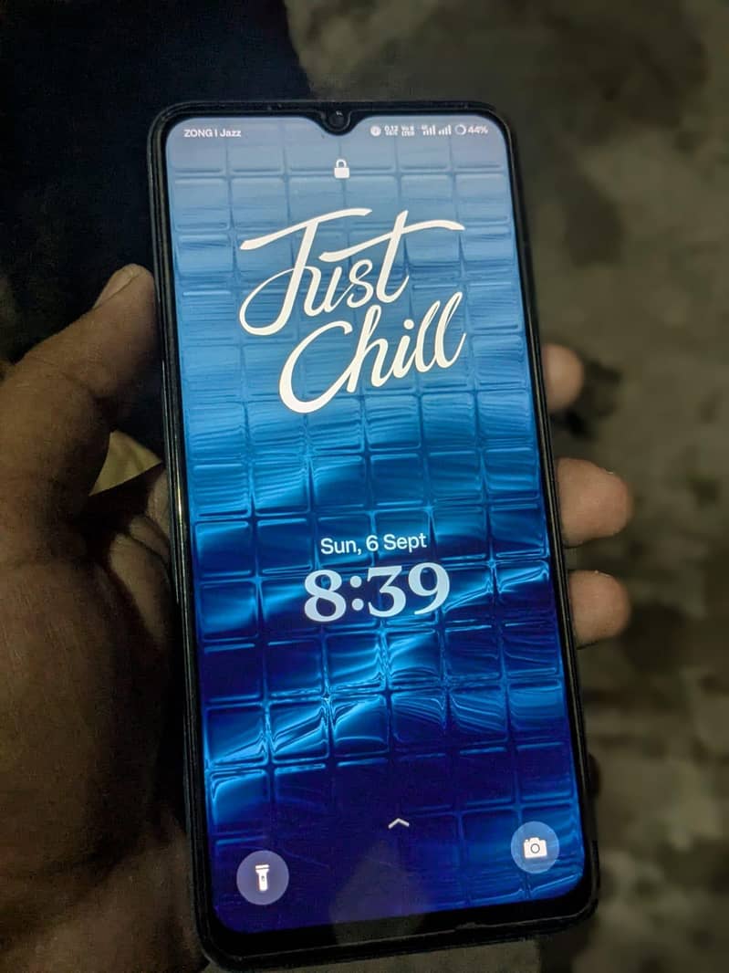 OPPO A18 0