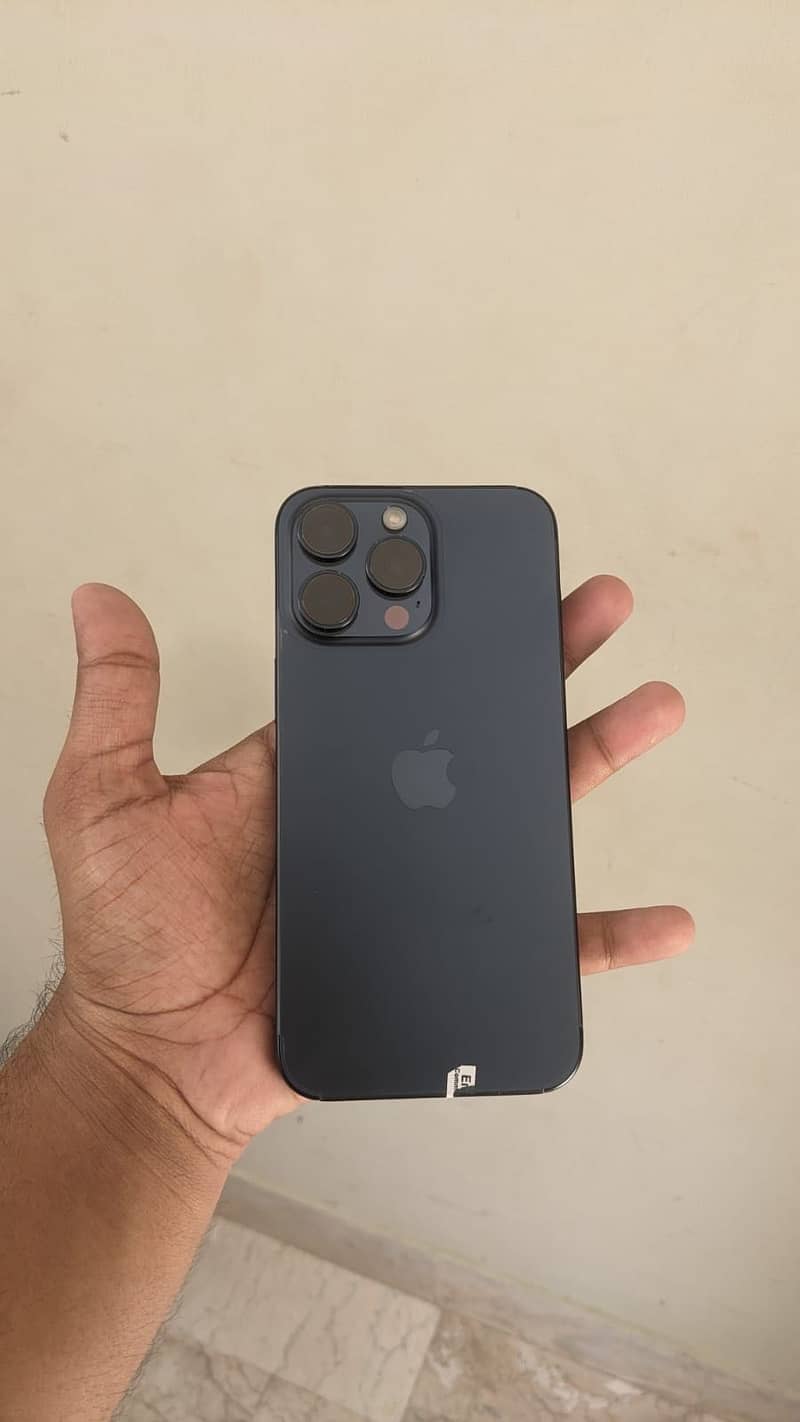 Iphone 15 pro max 8