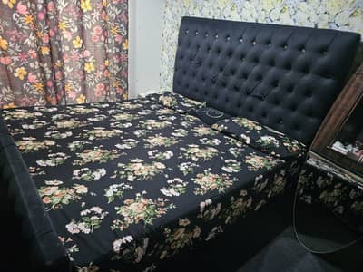 velvet black bed