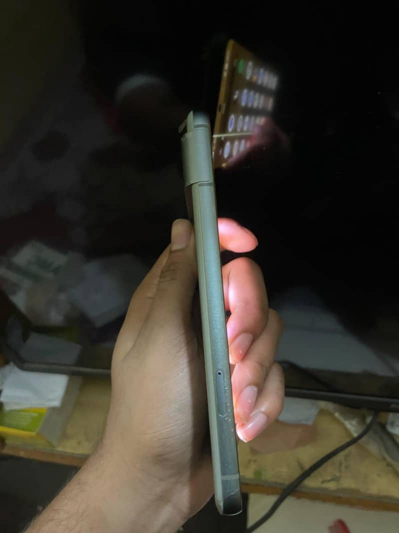 Google Pixel 8 5