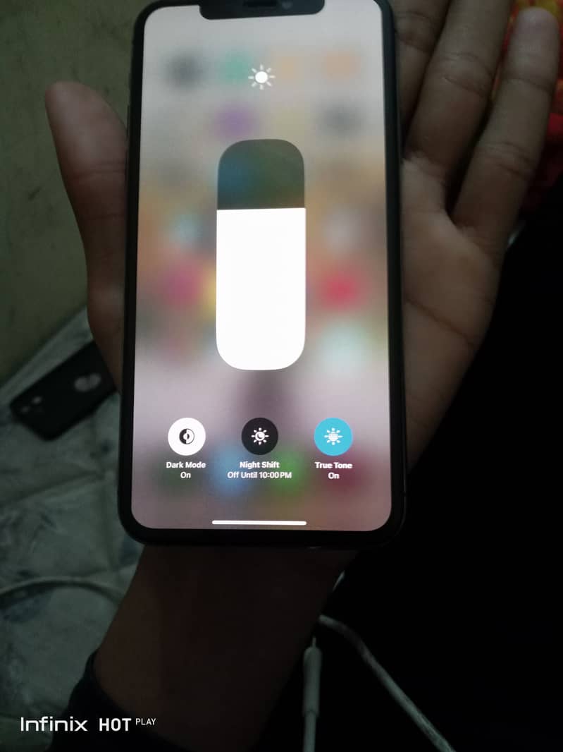 iPhone 11 Pro Max 1