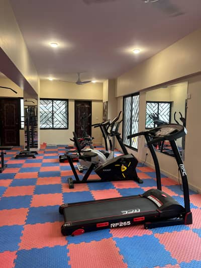 Rainbow Town Tower Shahnawaz Society Sector 51-A Scheme 33 Karachi For Rent