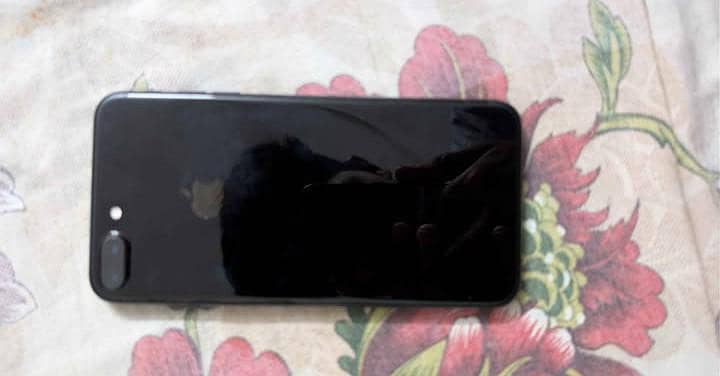 Apple iPhone 7 Plus 0