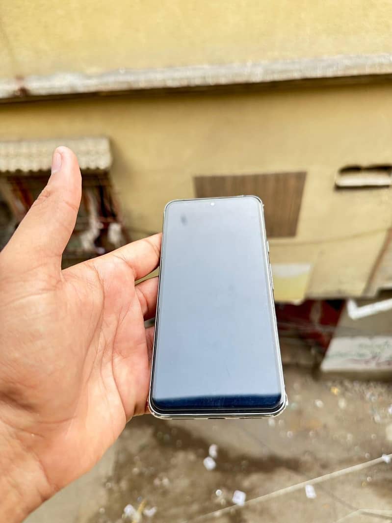 Google Pixel 8 2