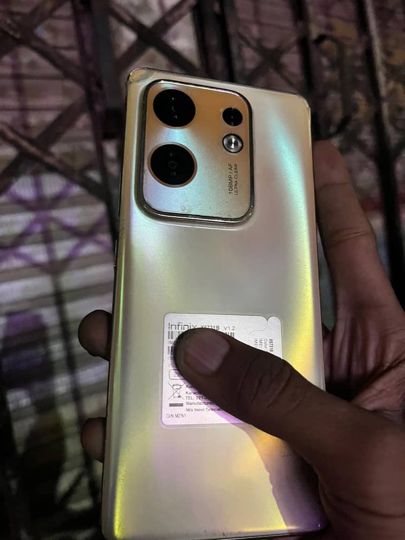Infinix Zero 30 3