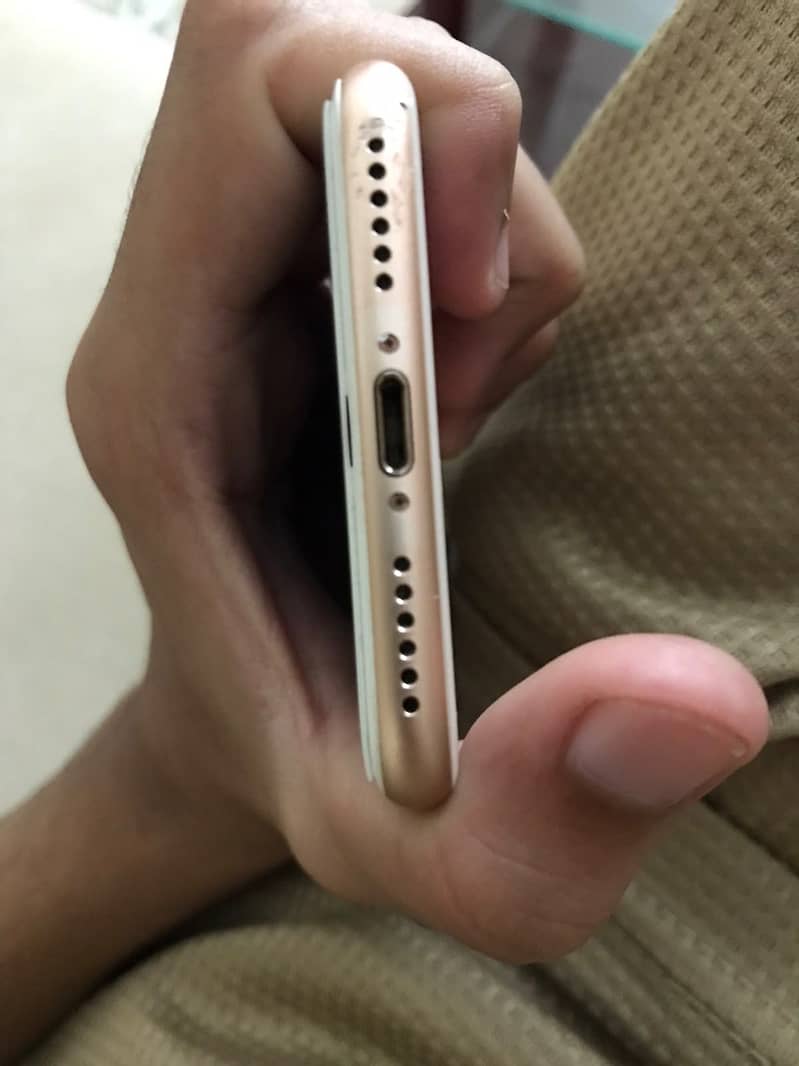 Iphone8 0