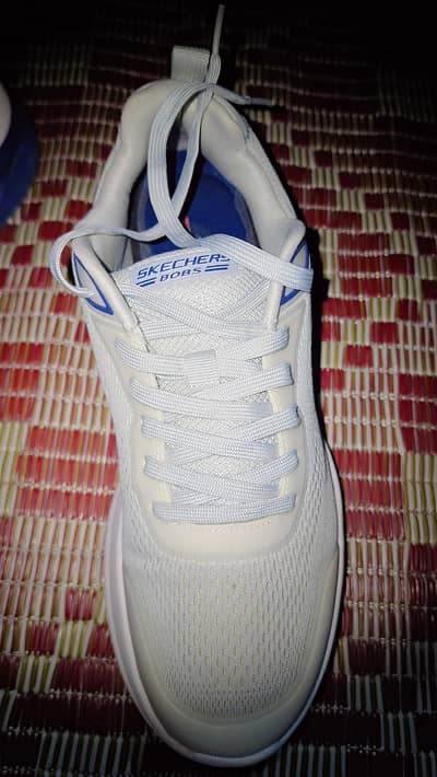 shose skechers 10 no