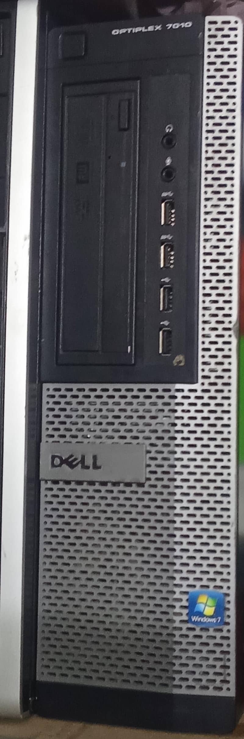 Dell Desktop PC 1