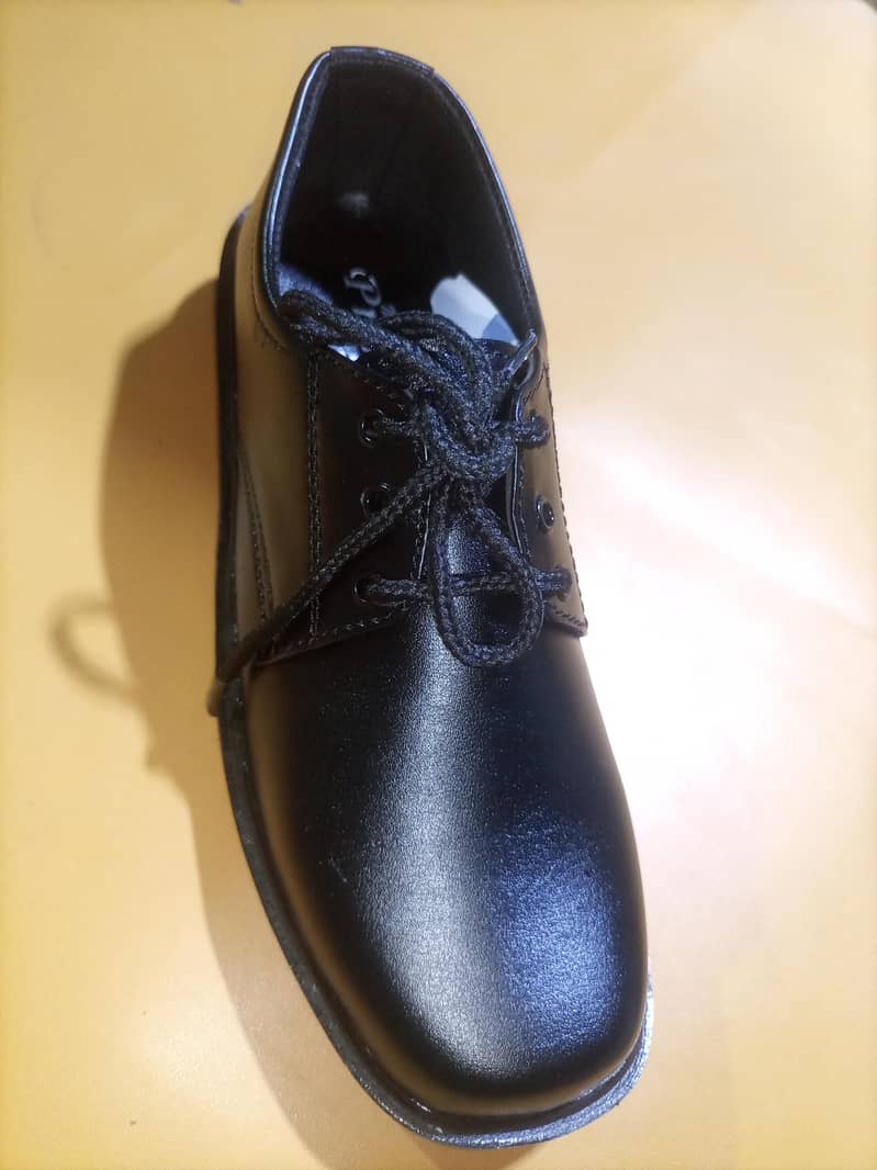 school shoes 0
