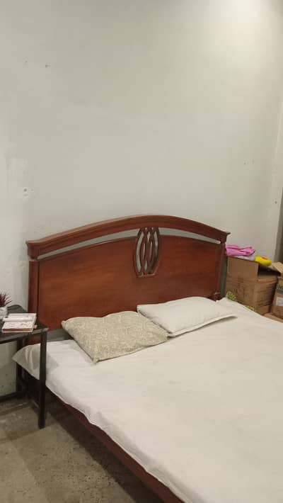 Kind size bed for sale