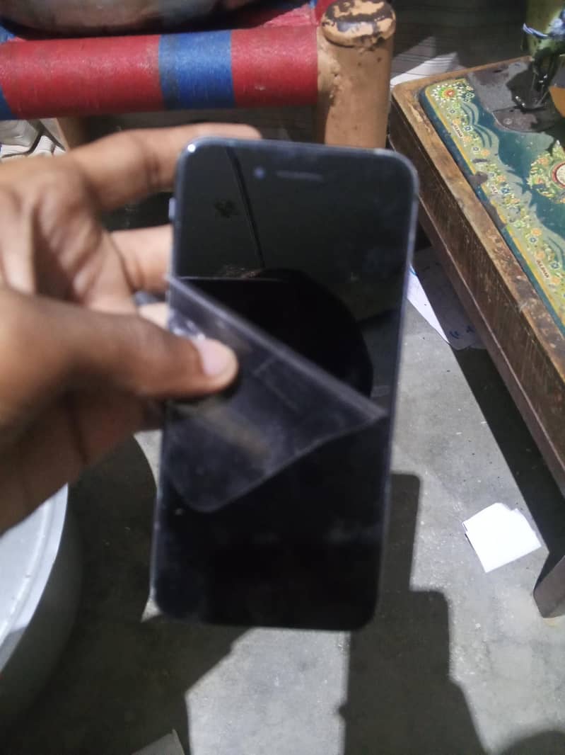 Apple iPhone 8 2