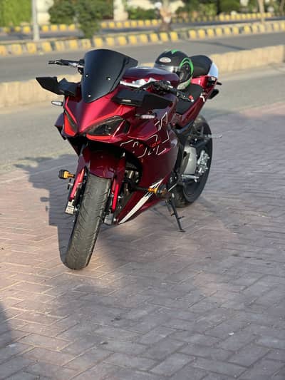 Sports bike