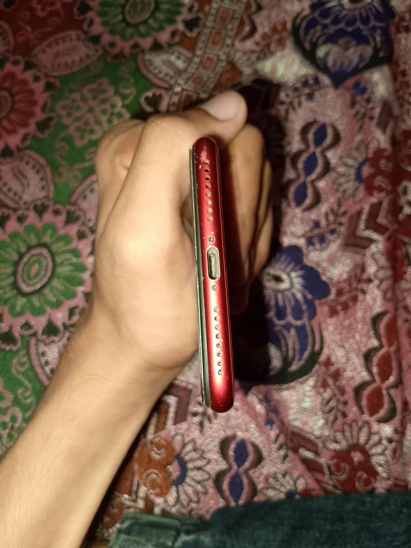 Apple iPhone 8 Plus 2