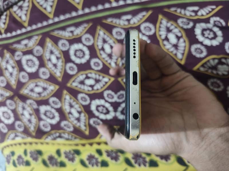 Tecno Spark 10c 2