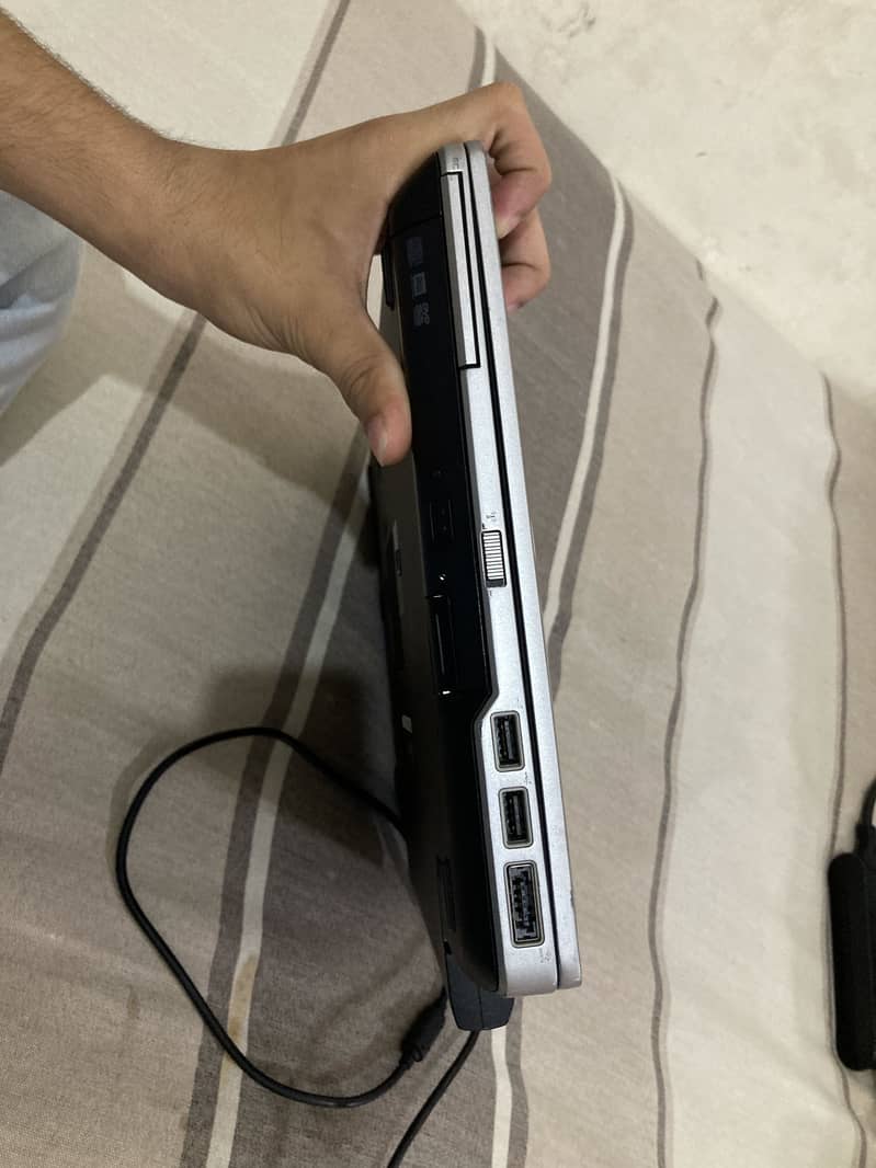 DELL LAPTOP E396 6