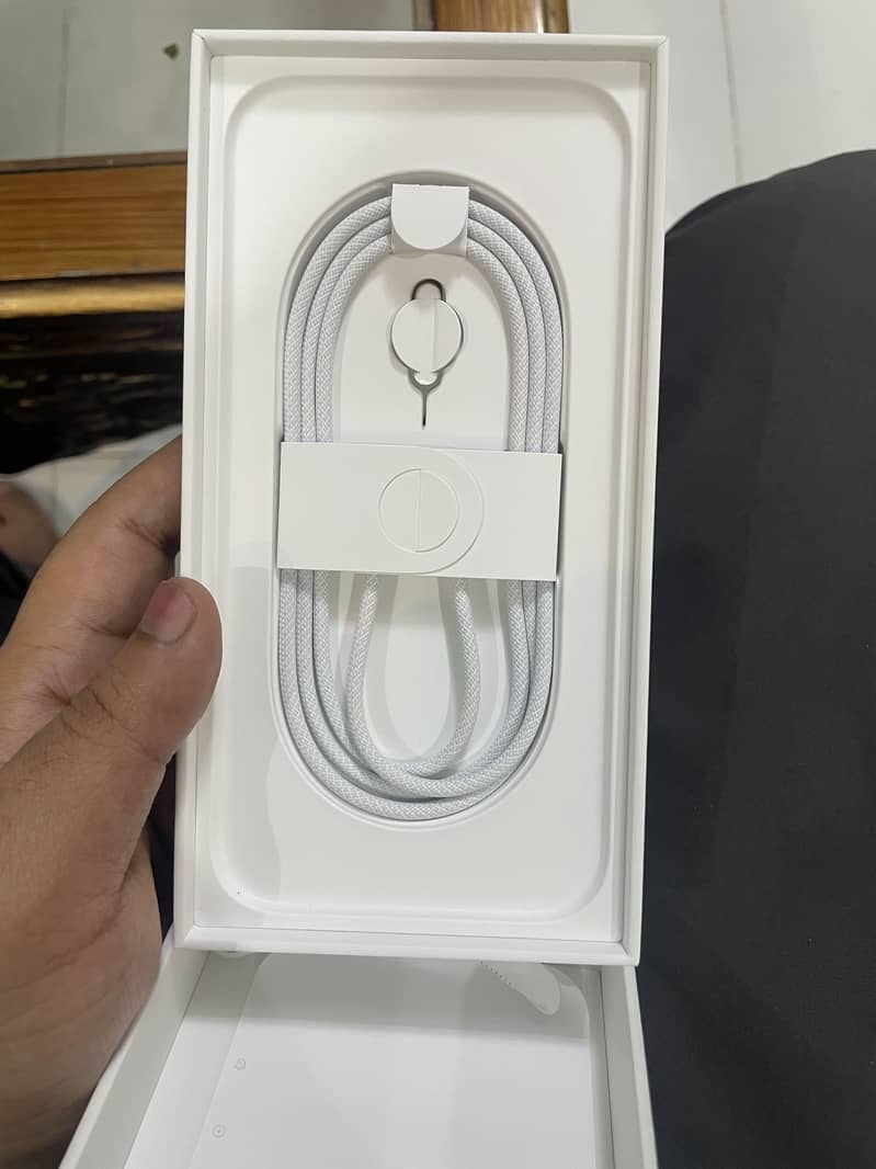 Apple iPhone 17 Pro Max 0