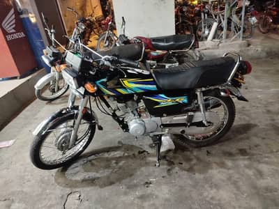 Honda CG 125 2025