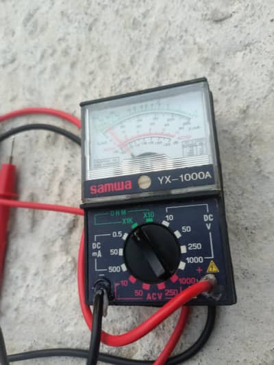 3 multimeters 2 analog 1 digital