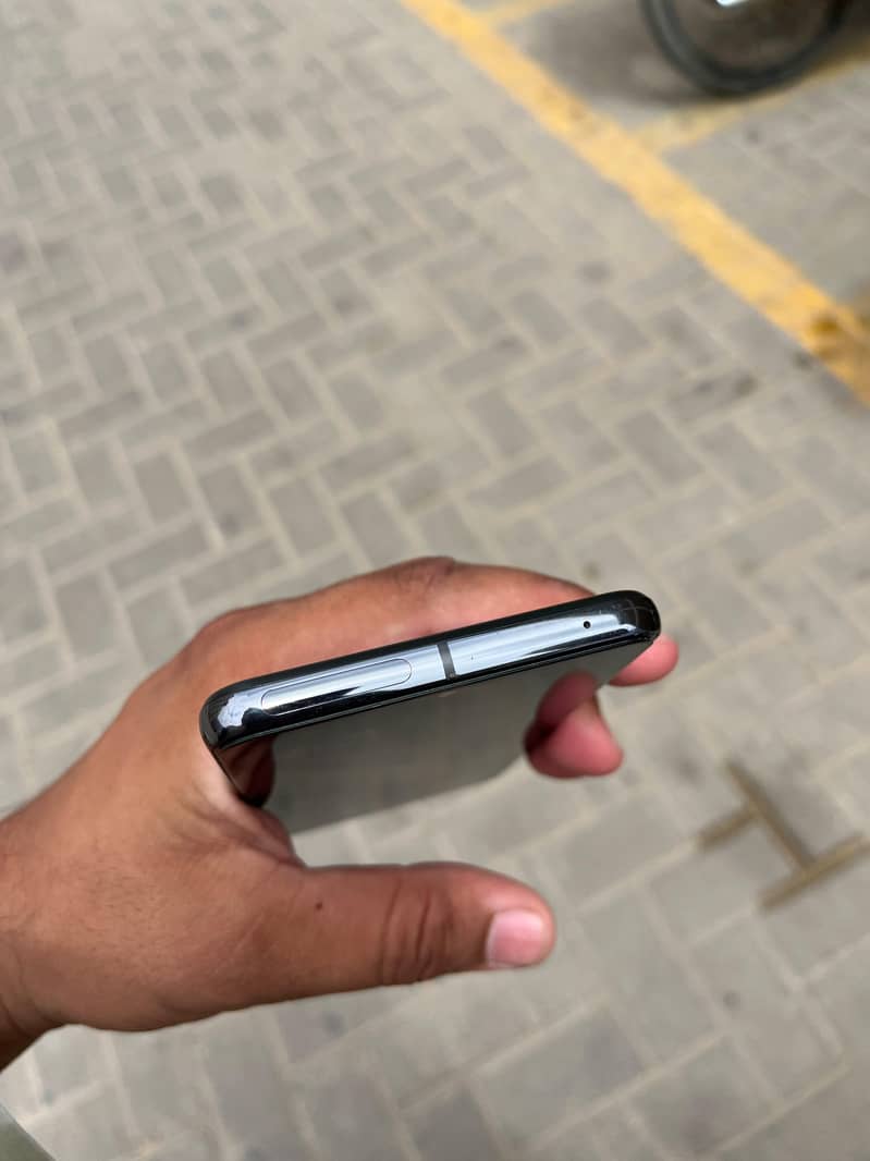Google Pixel 8 Pro 1