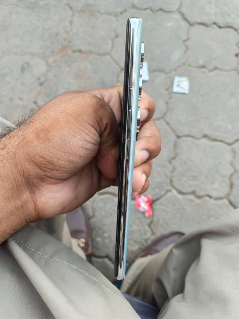 Tecno CAMON 40 Pro 4