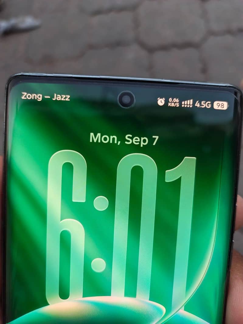 Tecno CAMON 40 Pro 7