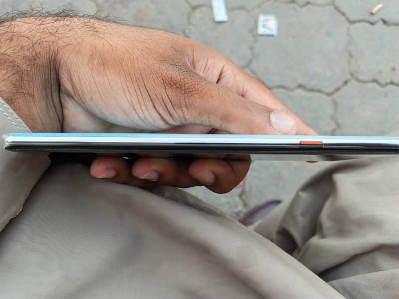 Tecno CAMON 40 Pro 12