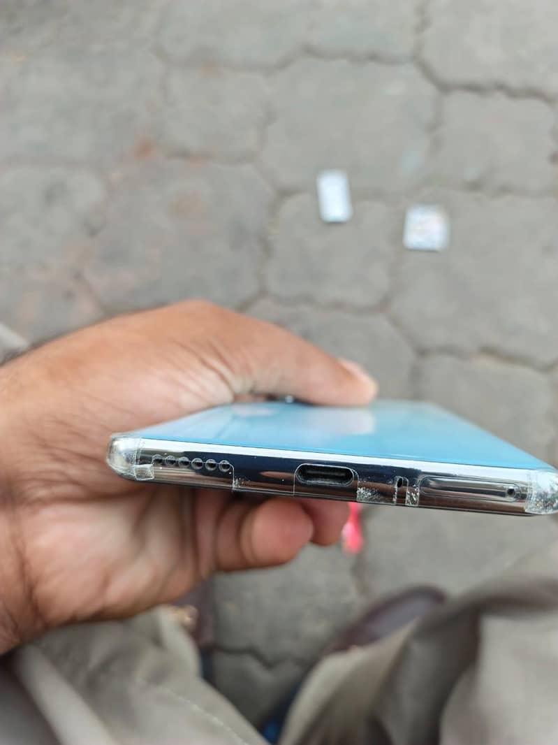 Tecno CAMON 40 Pro 13