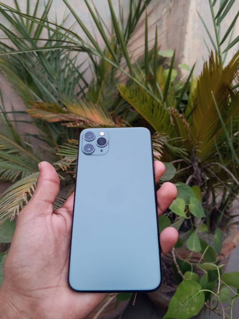 Apple iPhone 11 Pro Max 1