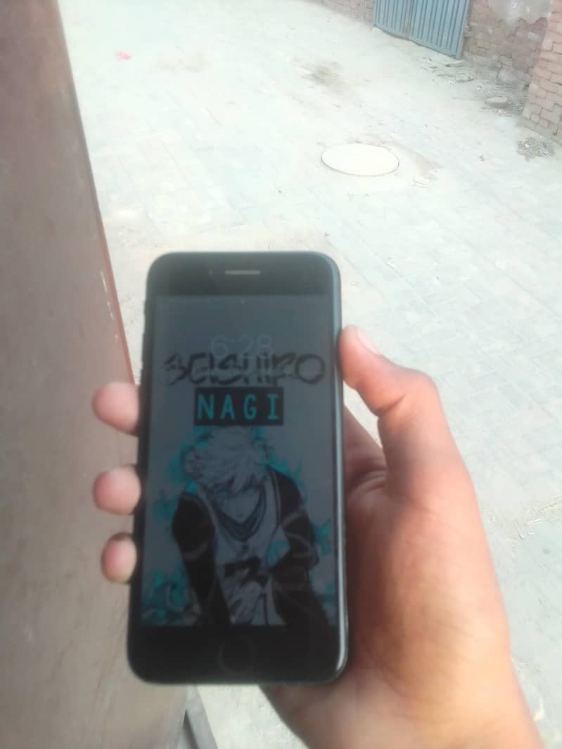 Apple iPhone 7 7