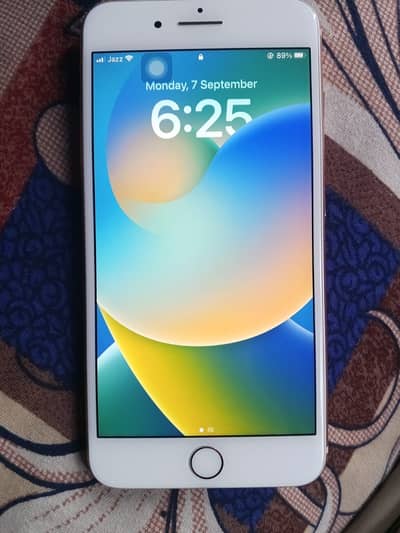 iPhone 8 Plus