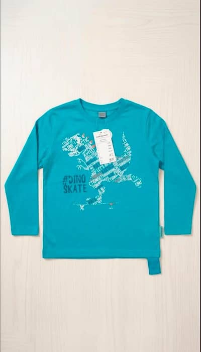 Humare Pass Pants Shirts T-Shirt Sub Bulk mai Available Hai