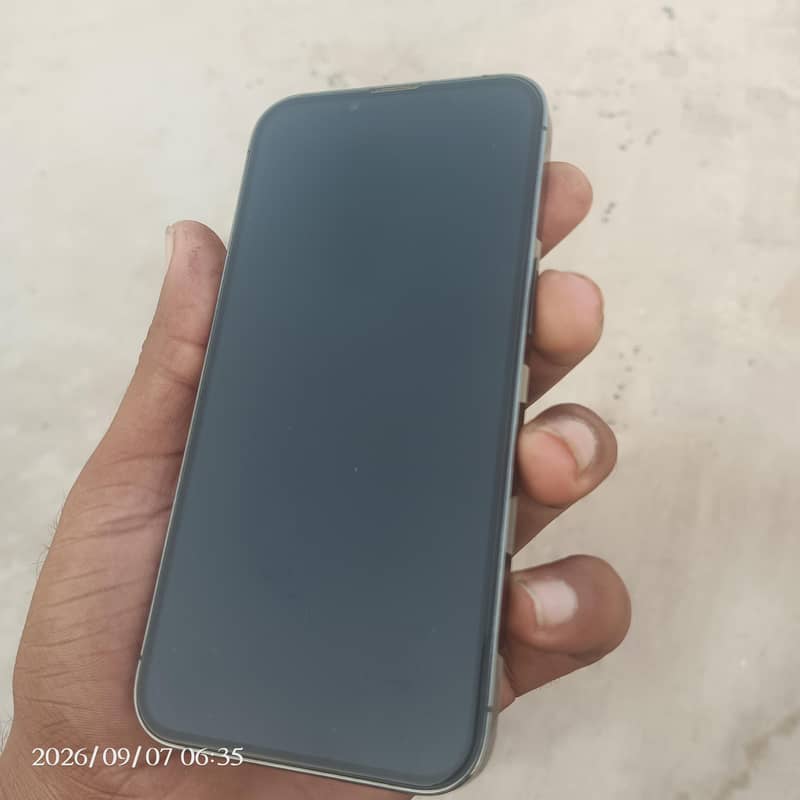 Apple iPhone 13 Pro 3