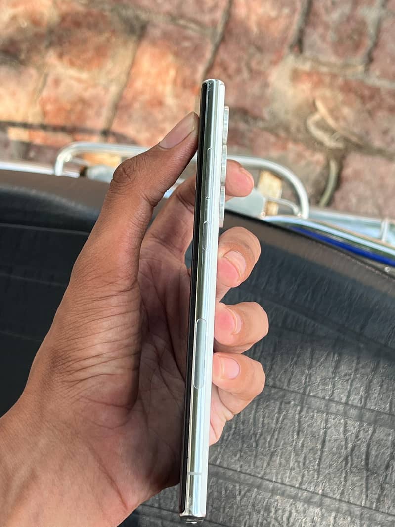 Apple iPhone X 3