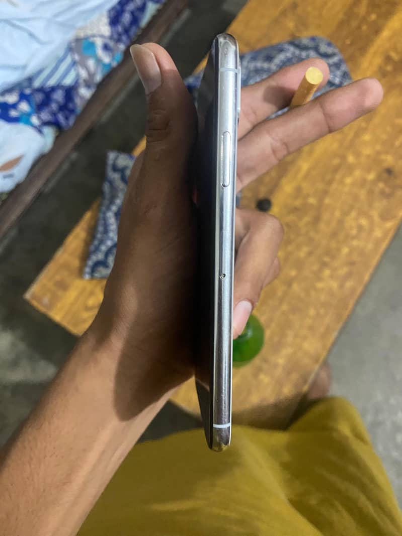 Apple iPhone X 7