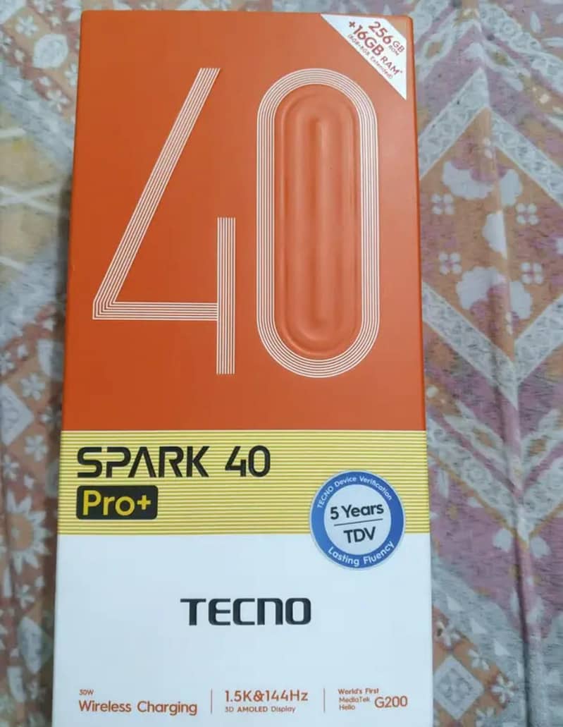 Tecno spark 40 pro plus 7
