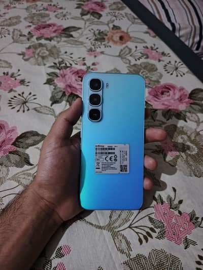 Infinix hot 60 pro  8/128