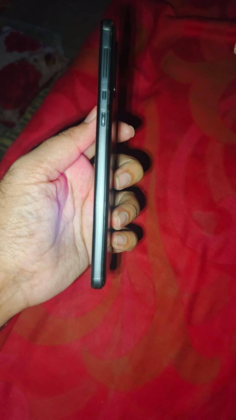 Aquos  zero 5G basic 2