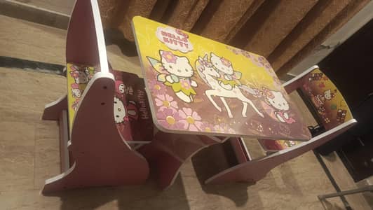 New kids Hello kitty table chair