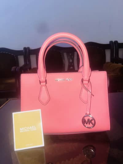 Michael Kors preloved hand bag for sale
