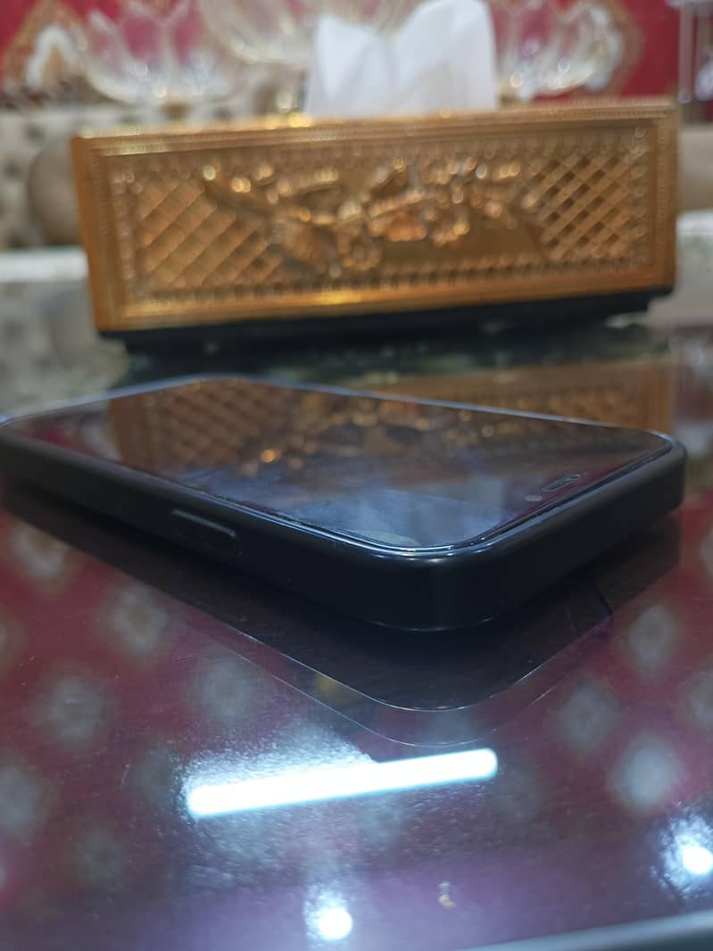 Apple iPhone 12 5
