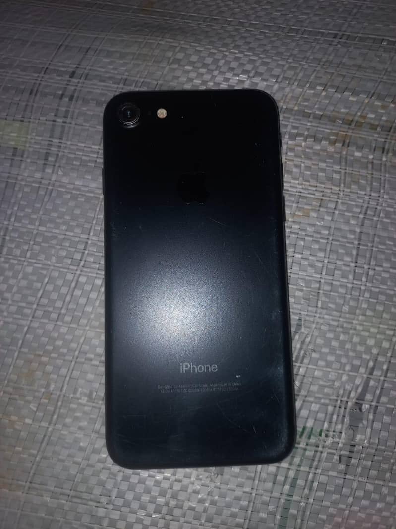 Apple iPhone 7 5