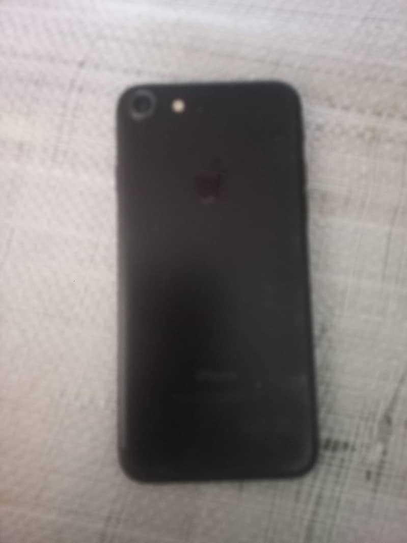 Apple iPhone 7 7