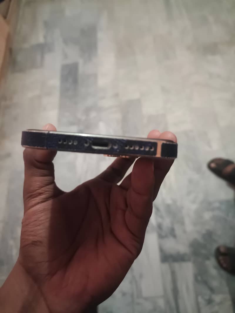 iPhone XR converted 3