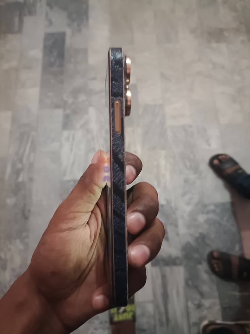 iPhone XR converted 4