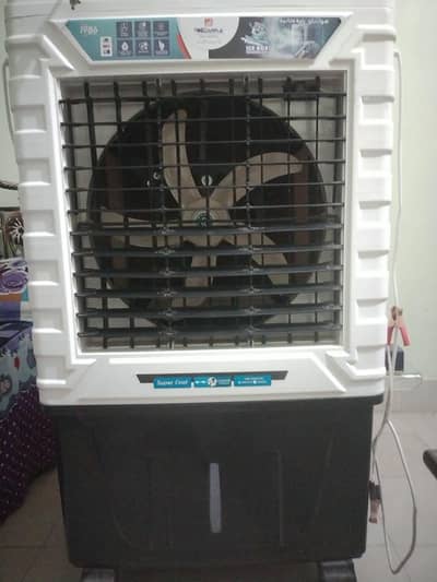 AC/ DC room cooler 10/10 condition