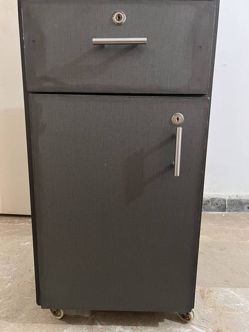 Irone stand folding 5