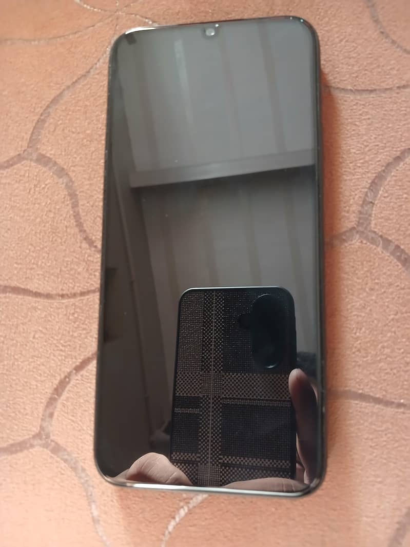 OPPO A6C 3