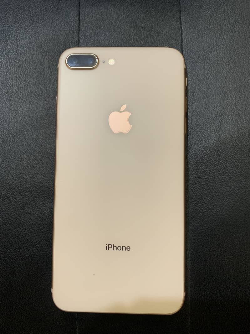 Apple iPhone 8 Plus 0