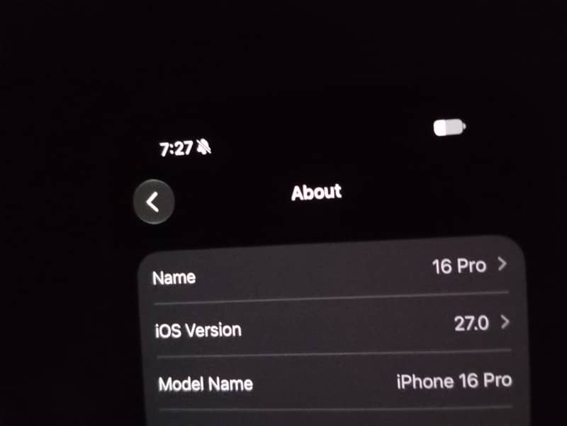 Apple iPhone 16 Pro 3